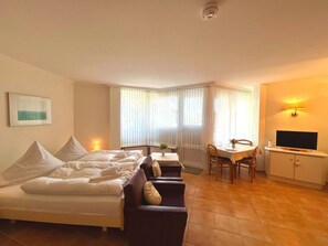 1 Schlafzimmer, WLAN, Bettwäsche