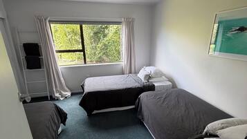 3 Schlafzimmer, Bügeleisen/Bügelbrett, WLAN, Bettwäsche