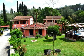 Exterior - Despina Studio and Apartments (Corfu)