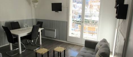 Fernseher