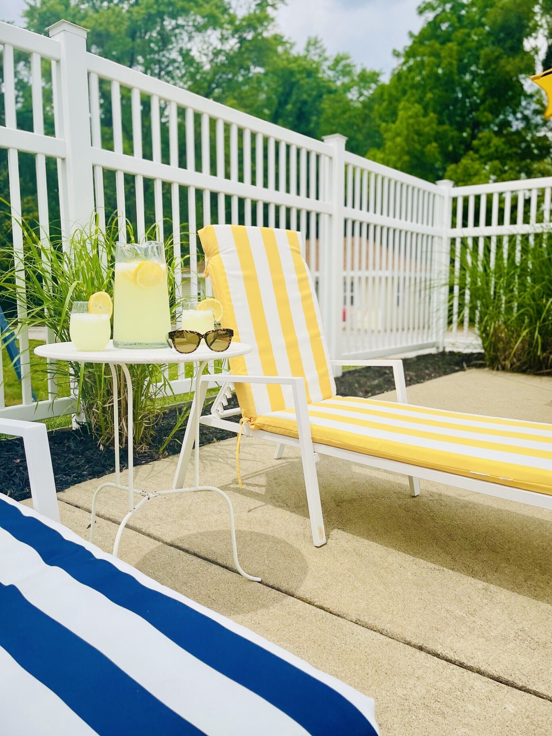 Super Cute Pool