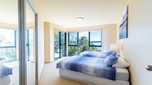 3 habitaciones, tabla de planchar con plancha y wifi gratis