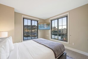 2 sovrum, strykjärn/strykbräda, wi-fi och sängkläder