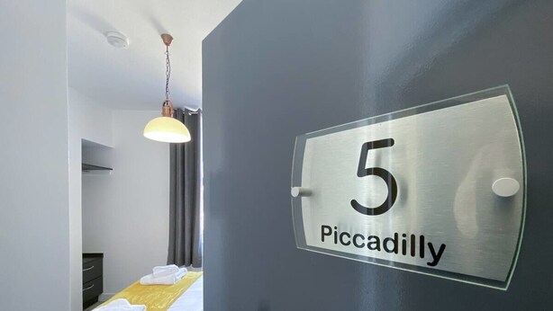 Studio (1 Bedroom) | Front of property - City & Station Stays at Gulland House by Pureserviced (Plymouth)