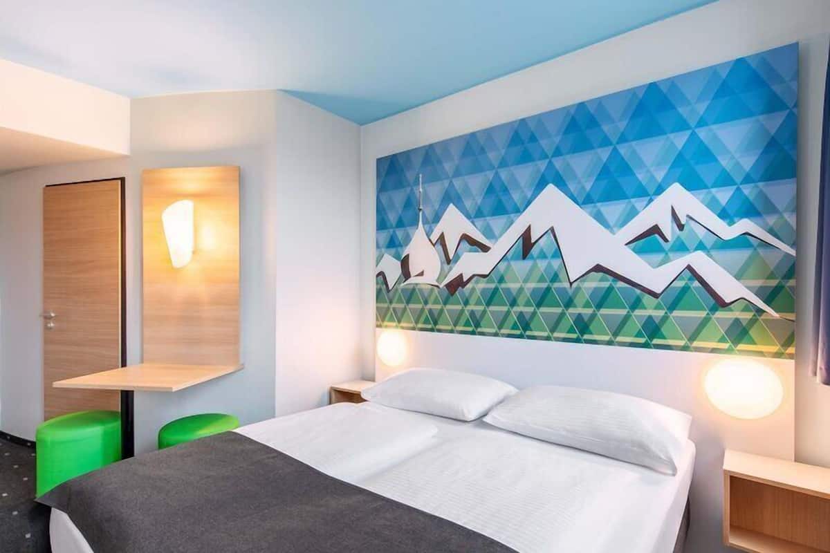 Quarto casal | Escrivaninha, quartos à prova de som, Wi-Fi de cortesia, roupa de cama