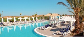 Sunwing Side Beach by Barut Hotels