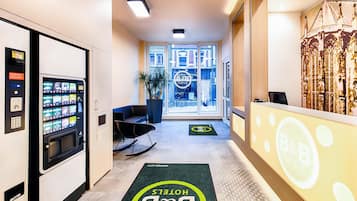 Skrivbord, gratis wi-fi och sängkläder