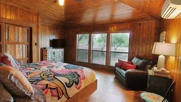 1 Schlafzimmer, Schreibtisch, Bügeleisen/Bügelbrett, kostenloses WLAN