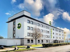 Exterior - B&B Hotel Baden-Airpark (Rheinmunster)