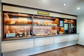 Daily buffet breakfast (EUR 13.9 per person)