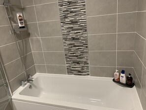 Apartment | Bathroom
