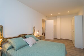 2 Schlafzimmer, Bügeleisen/Bügelbrett, WLAN