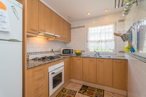 Microwave, oven, coffee/tea maker, toaster