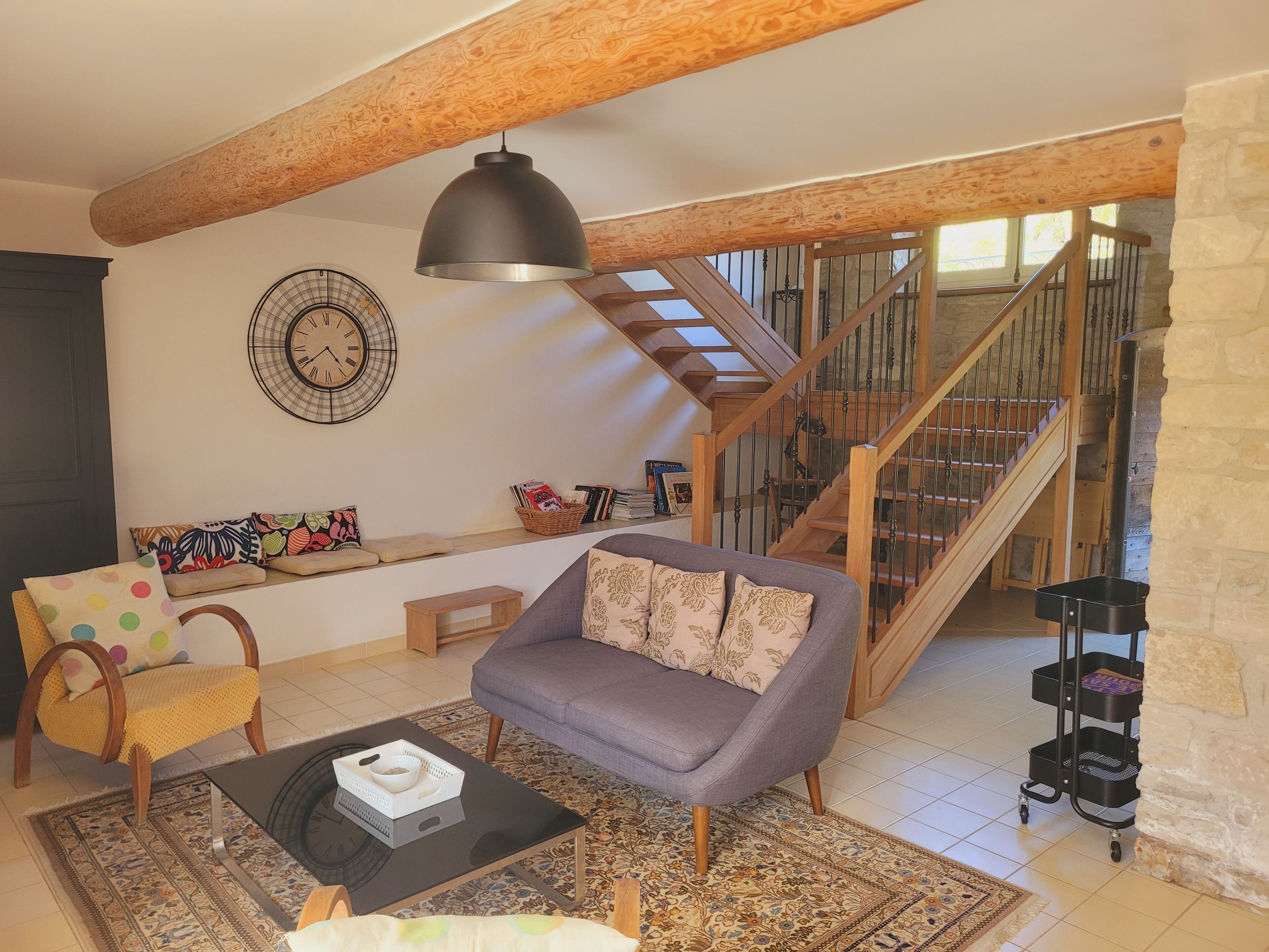 les ecuries du Mouni de Roche havre de paix dans le parc du Luberon en Provence