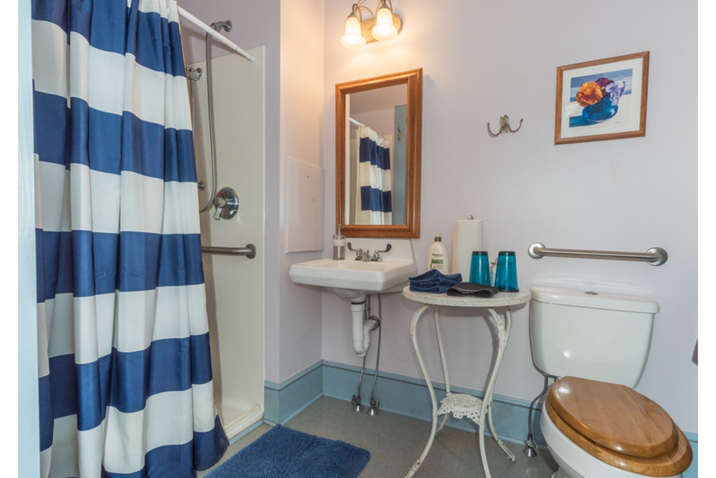 Oak Grove B&B Queen rm.  separate entrance-Pet Friendly