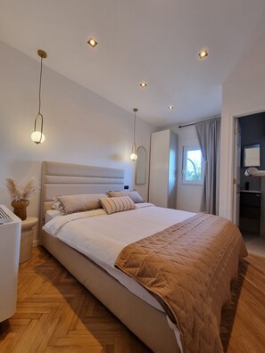 6 camere, ferro/asse da stiro, Wi-Fi gratuito, lenzuola