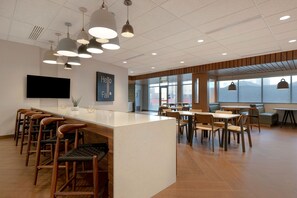 Restaurant - Fairfield Inn & Suites by Marriott Denver Airport at Gateway Park (Denver)