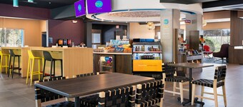 Tru By Hilton Cartersville, GA