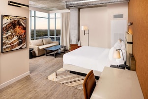 Caja de seguridad en la habitación y decoración personalizada