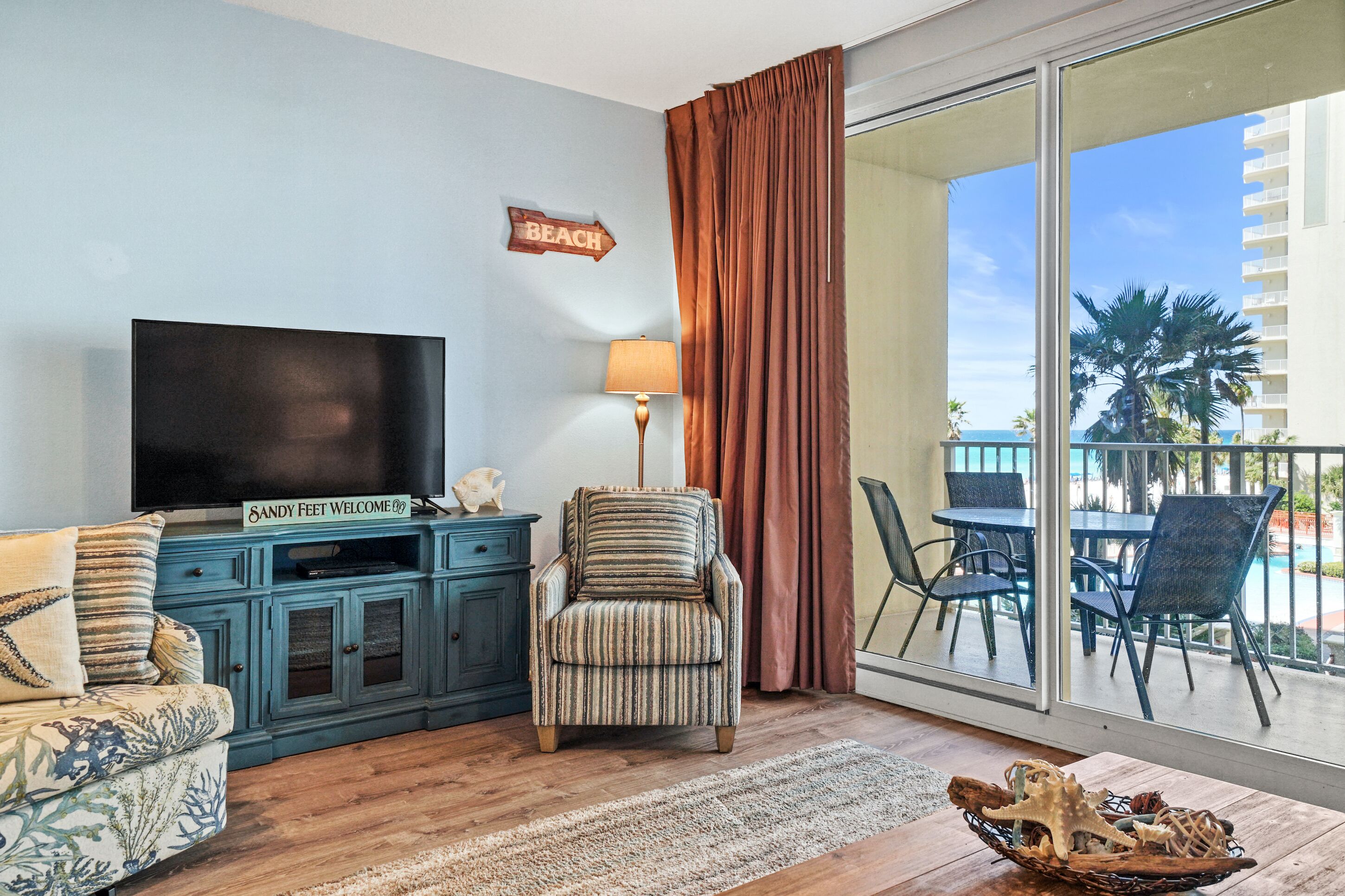 Beachfront, Huge Pool, hot tubs, Private Beach, Free Activities Daily Incl