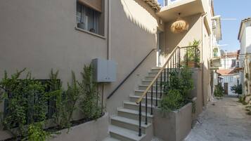 Bagian depan properti