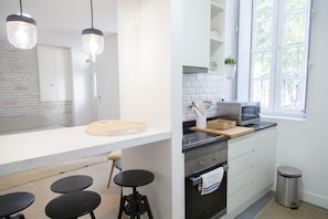 Køleskab, mikrobølgeovn, ovn, opvaskemaskine