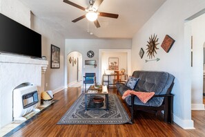 Smart TV, Netflix, libri, servizi in streaming