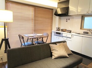 Private Vacation Home, Non smoking | Living area | Flat-screen TV