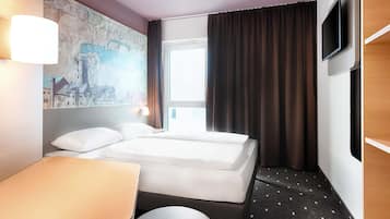 Doppelzimmer | Schreibtisch, kostenloses WLAN, BettwÀsche