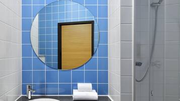 Schreibtisch, schallisolierte Zimmer, kostenloses WLAN, Bettwäsche