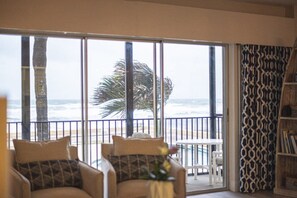 Smart TV, video games, ping pong