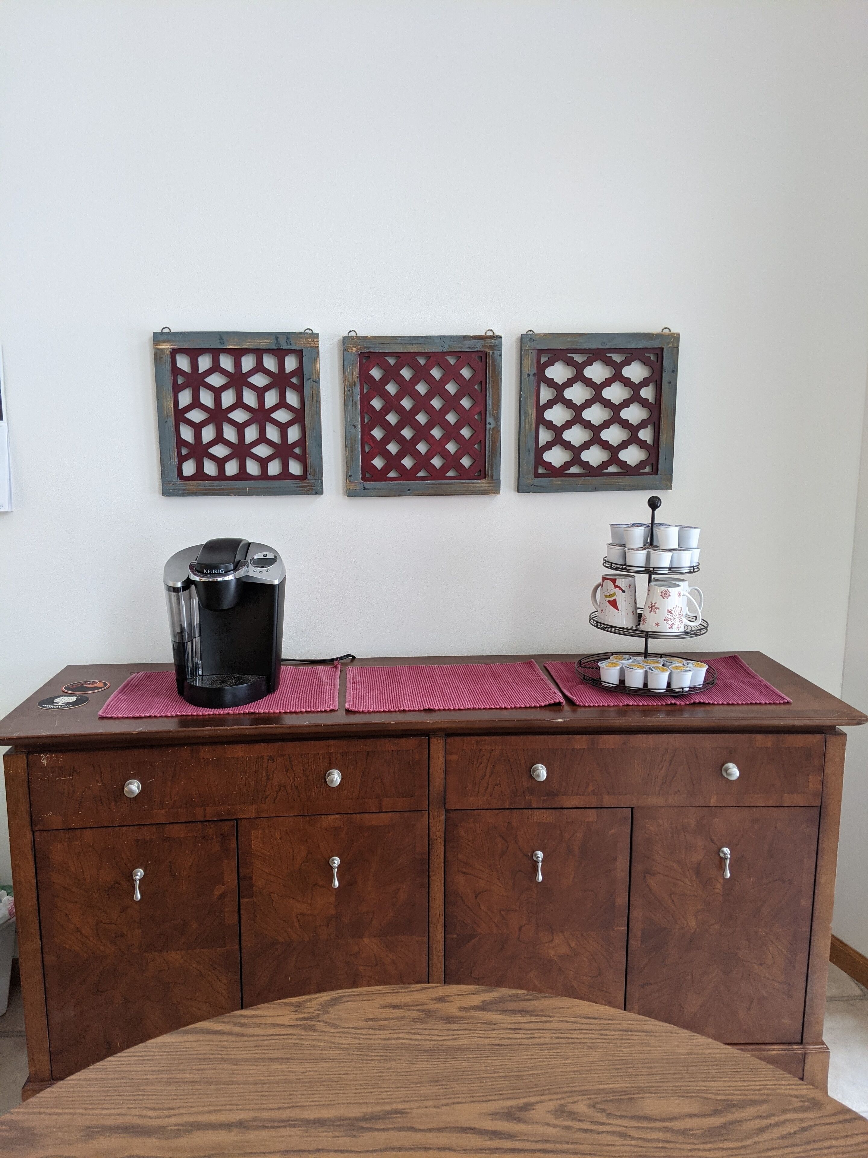 On Lake Arrowhead near beaches, golf and Sand Valley