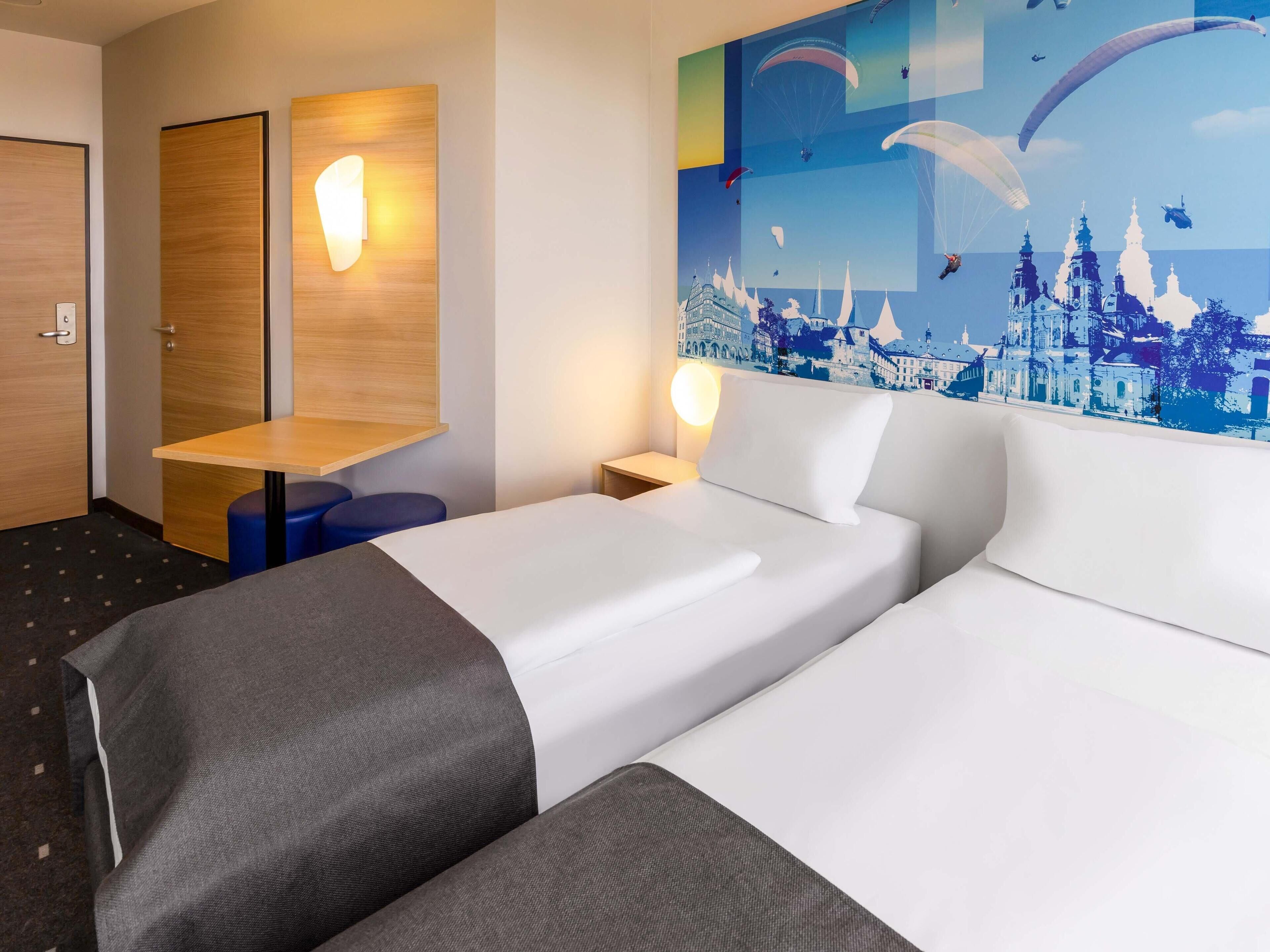 Twin Room | Desk, soundproofing, free WiFi, bed sheets