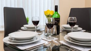 Superior House, Ensuite (Romulus Court) | Private kitchen - HC Property - Romulus Court (Newcastle-upon-Tyne)