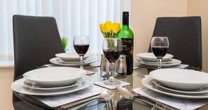 Superior House, Ensuite (Romulus Court) | Private kitchen