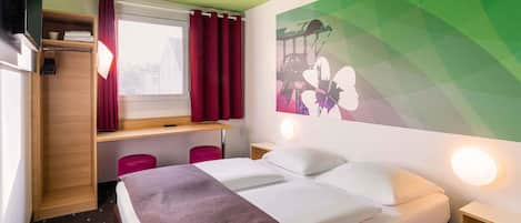 Tweepersoonskamer | 1 slaapkamer, een bureau, geluiddichte muren, gratis wifi