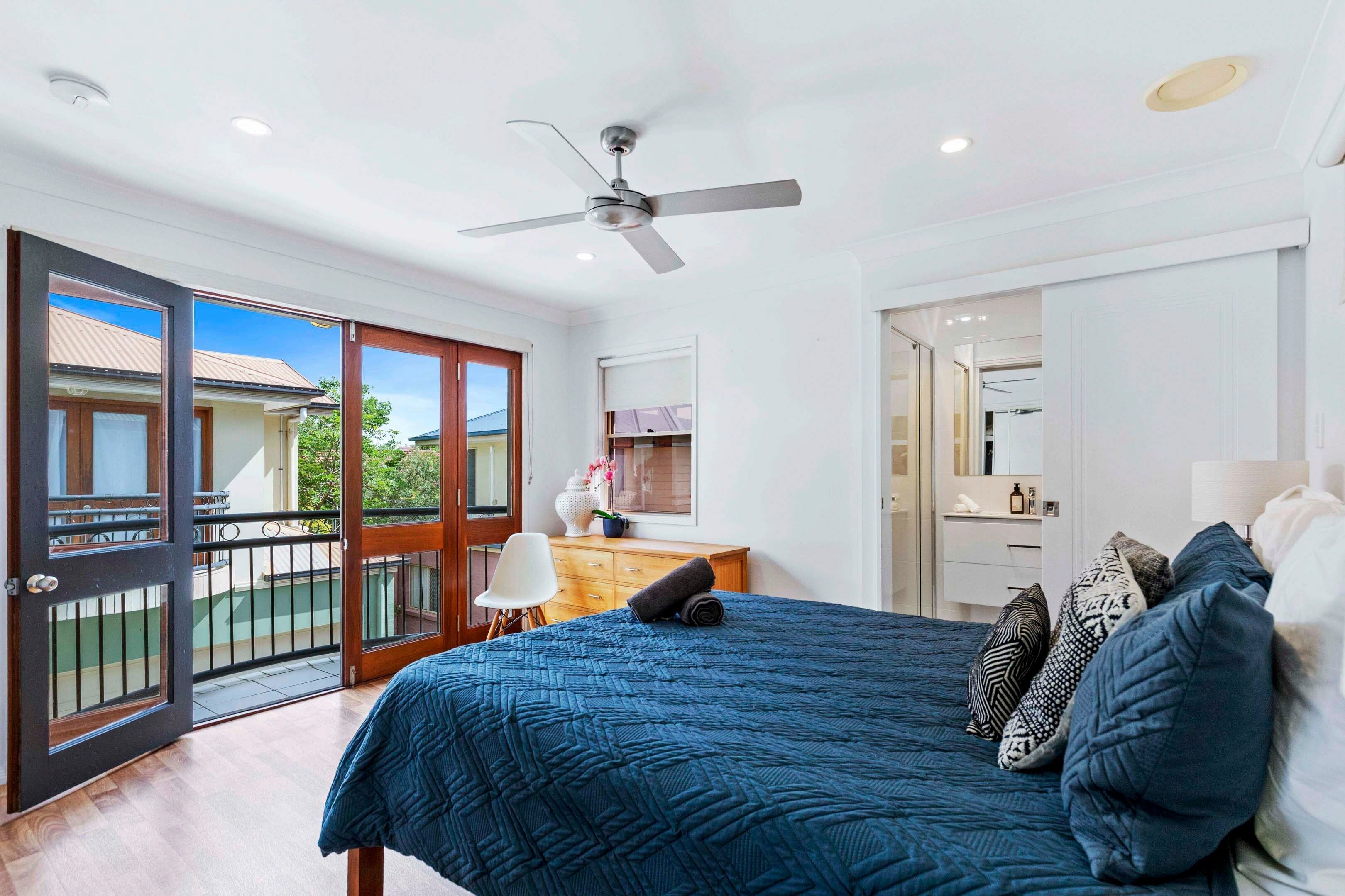 3 bedrooms