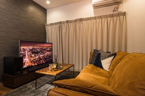 Apartment, Non Smoking | Living area | Flat-screen TV - Mita Guest House (Tokyo)