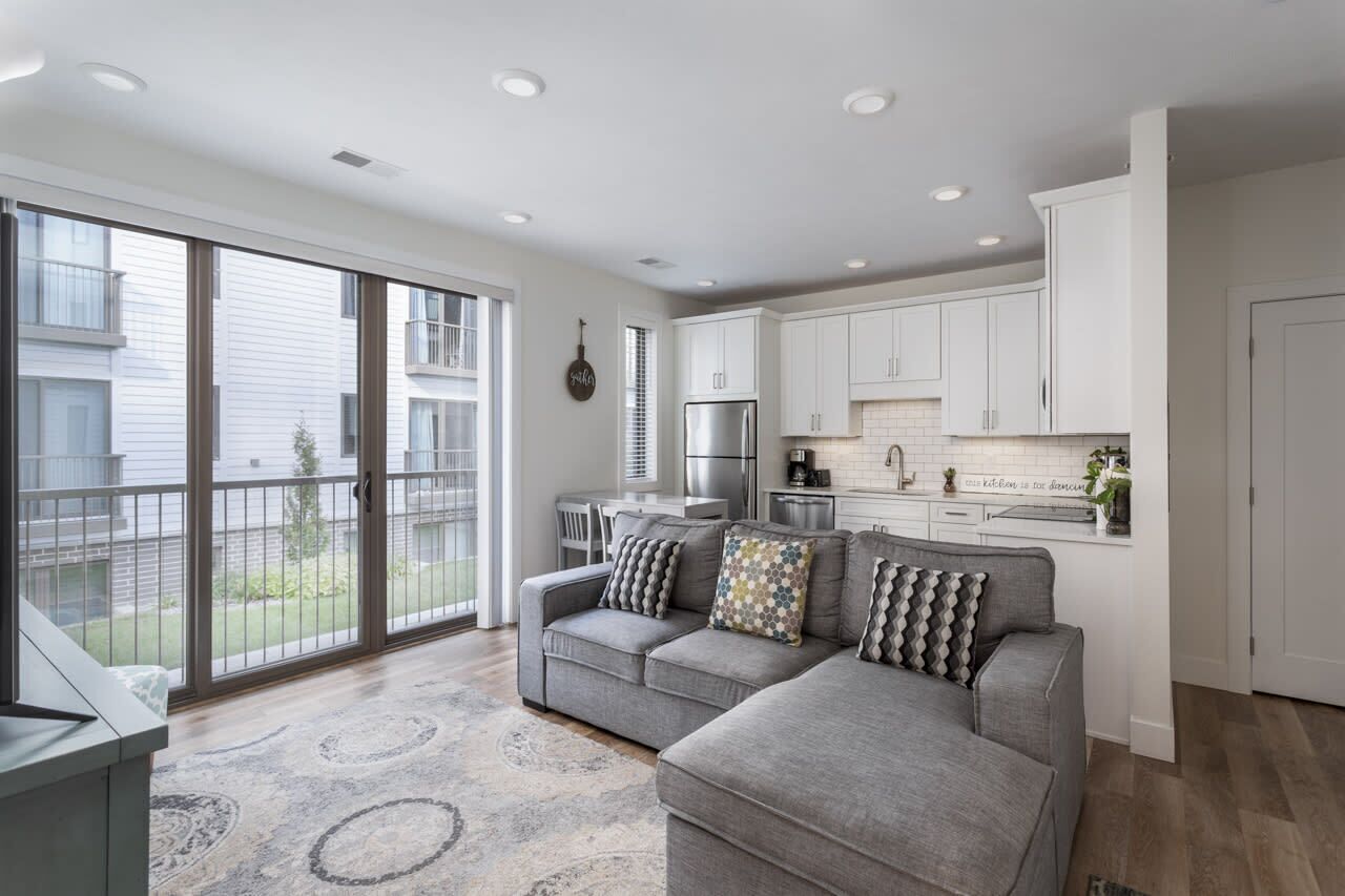 Capri 106 the Heart of Downtown Traverse City