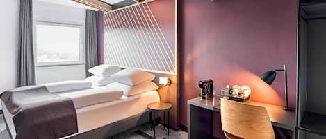 Dobbeltrom – premium | Skrivebord, lydisolert, wi-fi (inkludert) og sengetøy