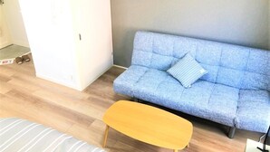 Apartemen, Bebas Asap Rokok (with Sofa bed)