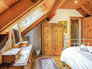 3 soverom, wi-fi (inkludert) og sengetøy