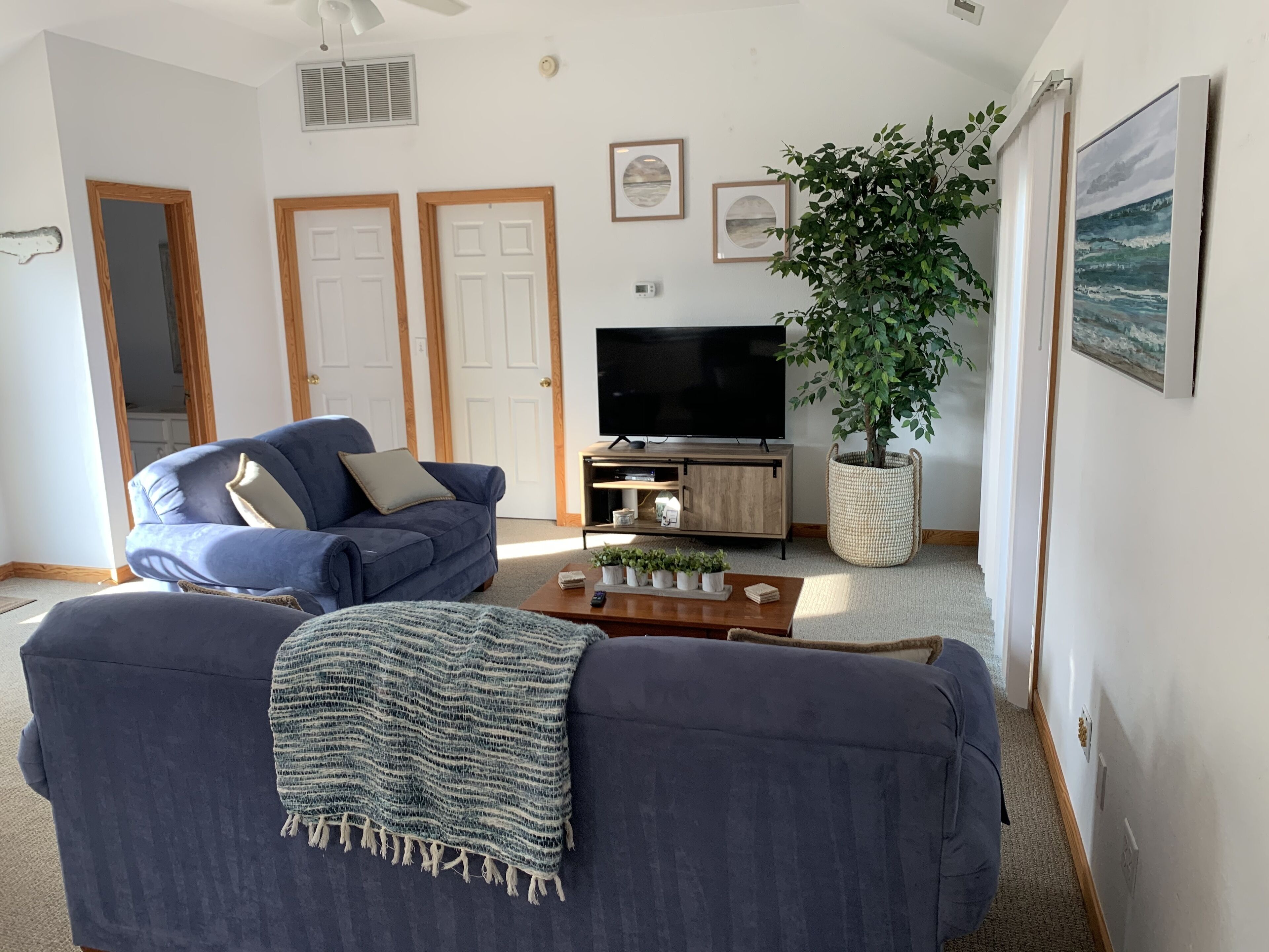 Nature-inspired family beach home - 4 bed, 4 full bath