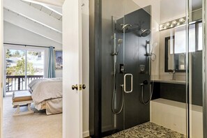 5 bedrooms, Internet