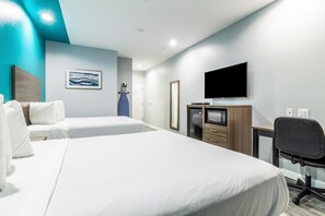 書桌、筆電工作空間、遮光布/窗簾、隔音