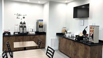 Free daily continental breakfast