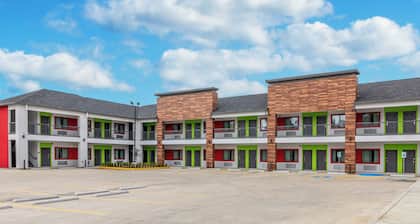 Scottish Inns & Suites Kingwood