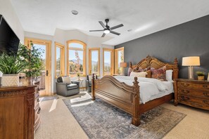 4 Schlafzimmer, Bügeleisen/Bügelbrett, WLAN, Bettwäsche