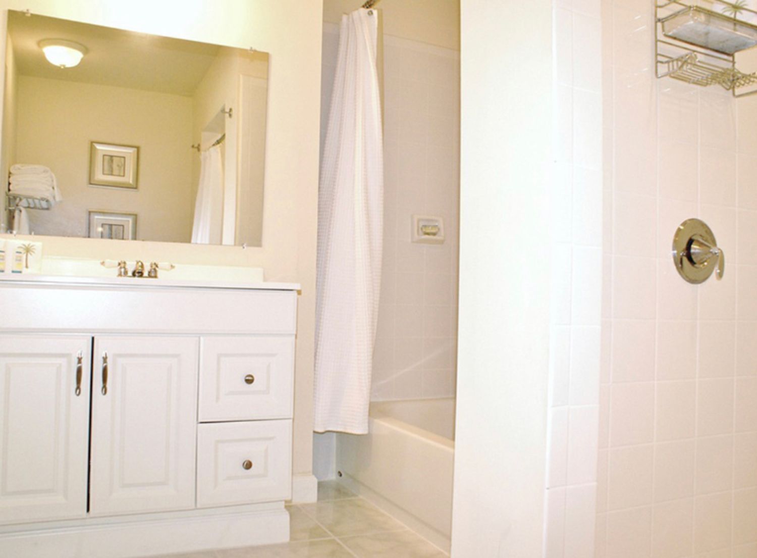 Deluxe Double Ensuite at Island Sands Inn