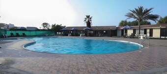 Holiday Beach Motel